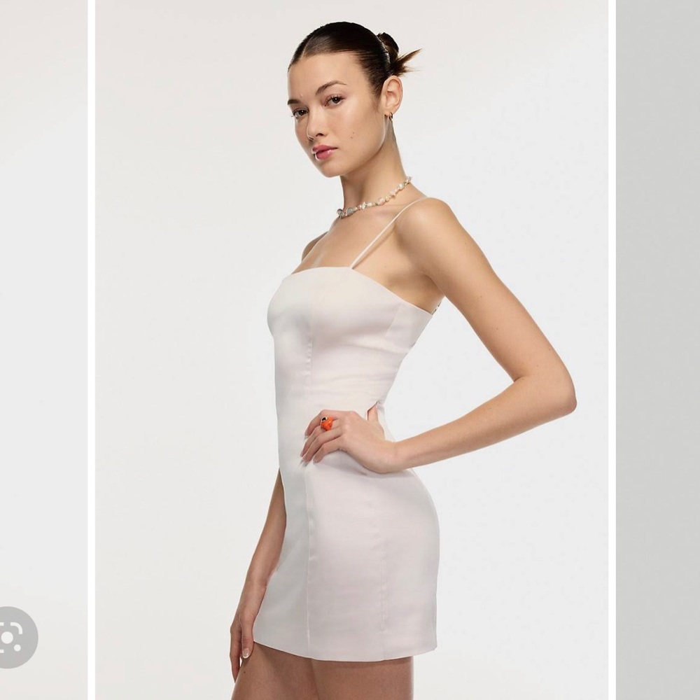 NWT Aritzia Sunday best shimmer dress